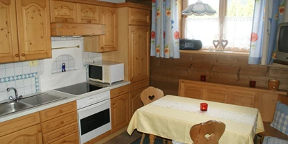 Pensionen - Kössen - Küche im App.Buchenstein - Gästehaus Neumayer