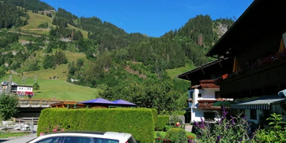 Pensionen - Parkplatz: kostenlos bei der Pension - Leogang - Die Pension ist in unmittelbarer Nähe zu den Bergbahnen - Pension Weinschreiber