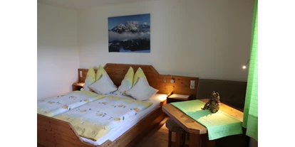 Pensionen - Parkplatz: kostenlos bei der Pension - Hallstatt - Schlafzimmer Rettenstein - Haus Schlossbichl