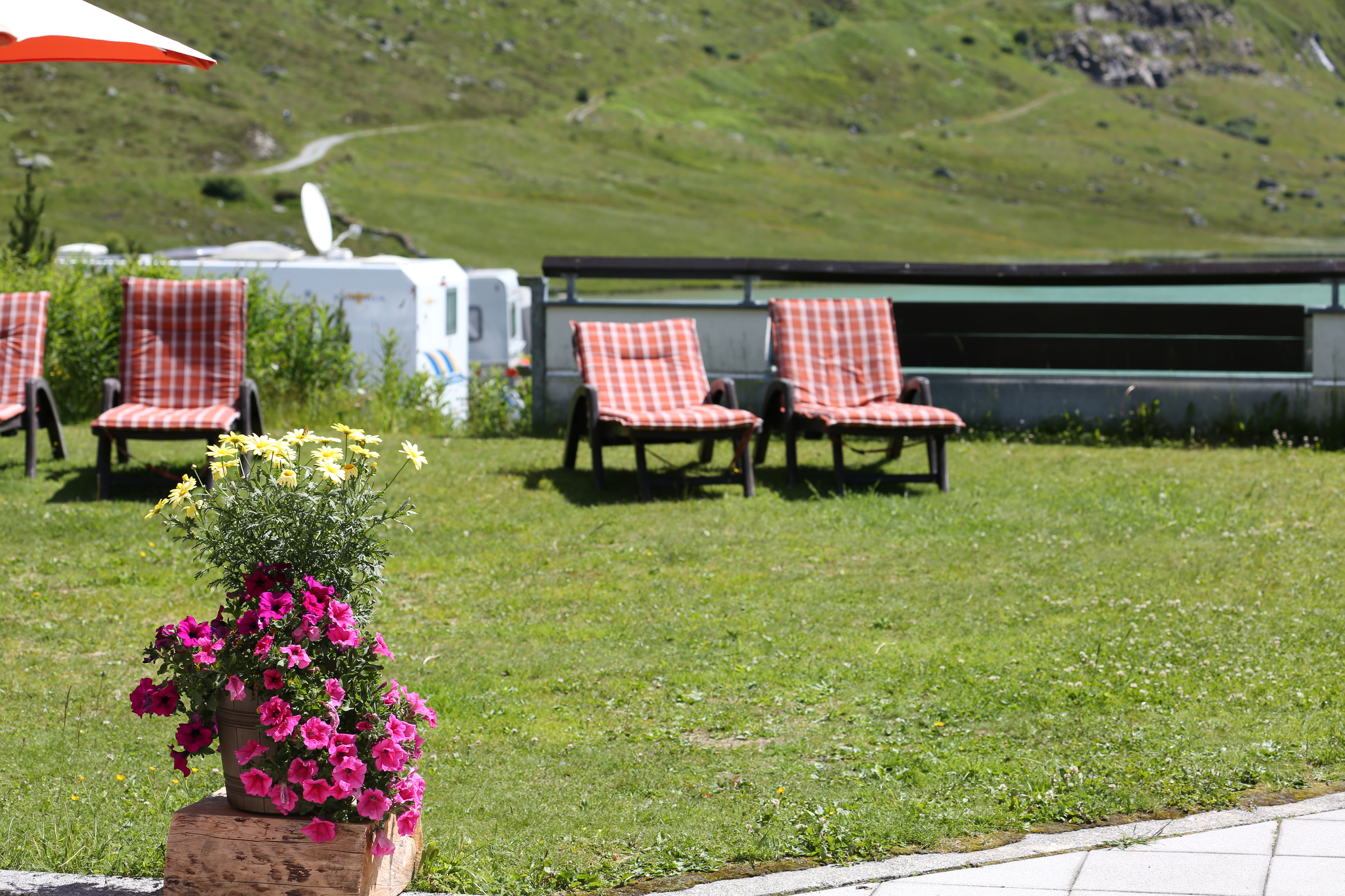Haus Zeinissee Zimmerkategorien Terrasse