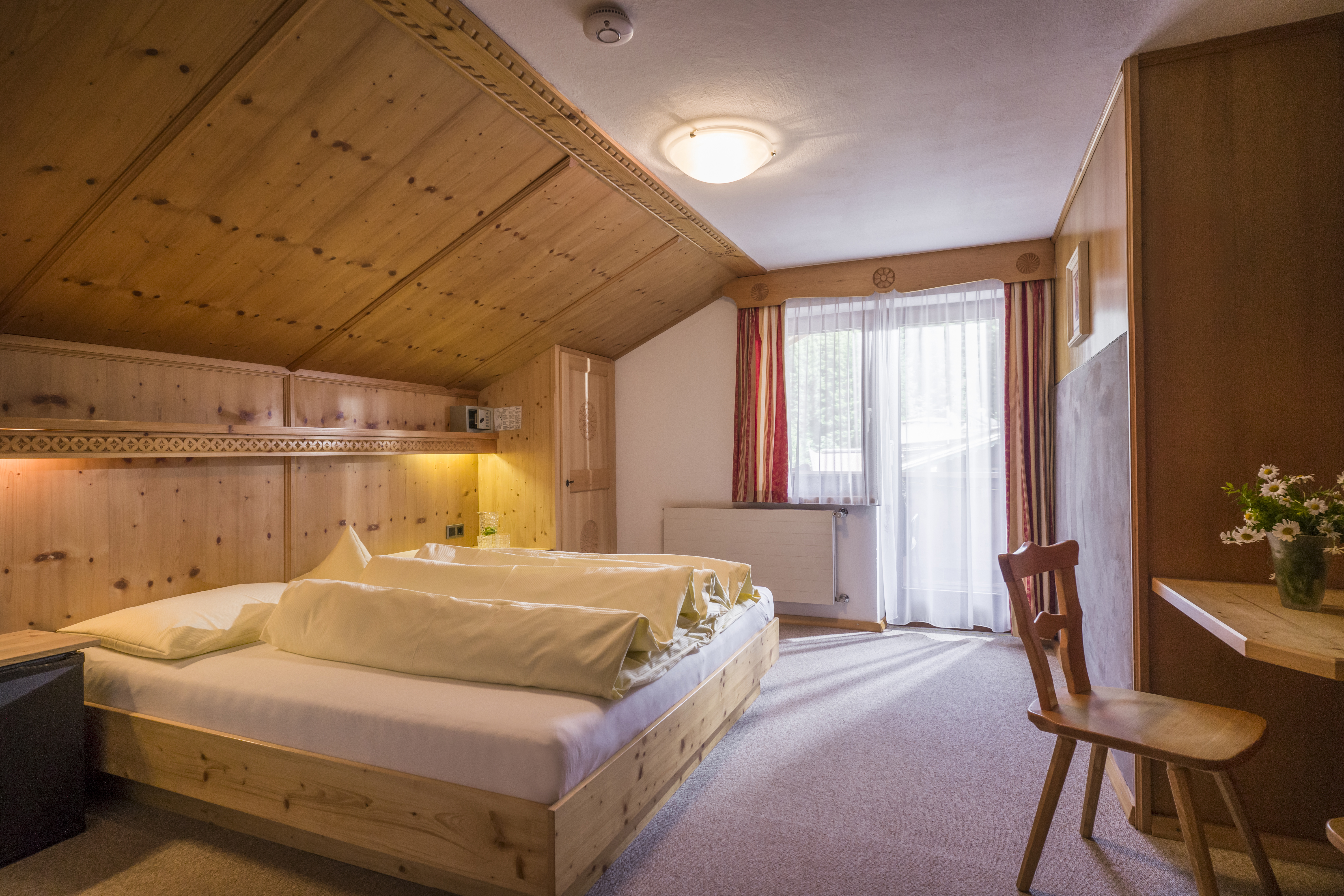 Anja's Schönblick - Bed & Breakfast Zimmerkategorien Doppelzimmer Adler