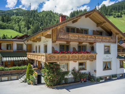 Pensionen - Parkplatz: kostenlos bei der Pension - Alpbach - Hausansicht - Anja's Schönblick - Bed & Breakfast