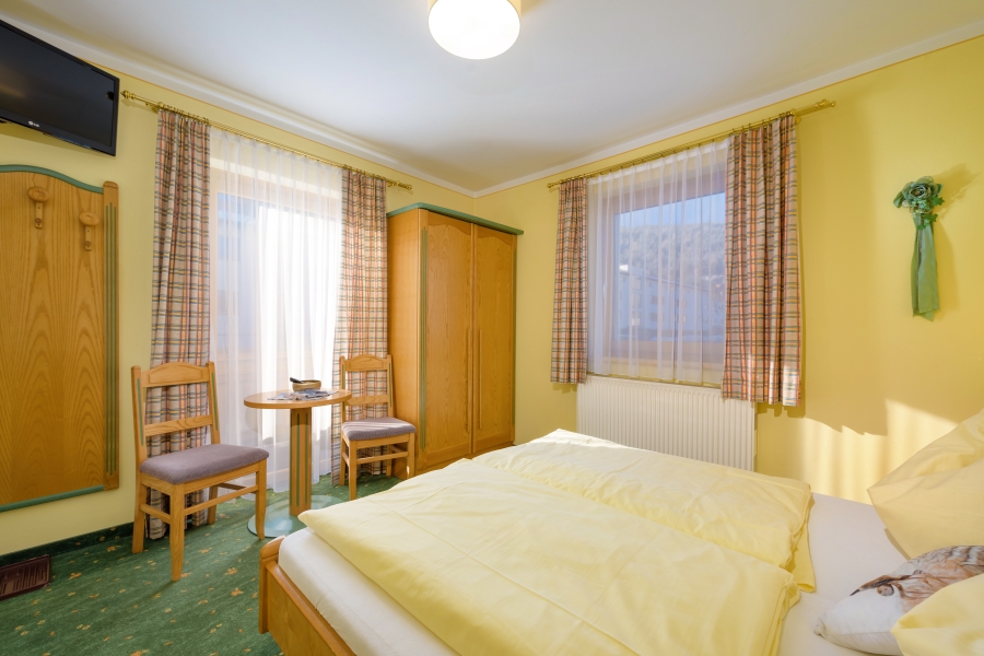 Pensionen - Flachau - Haus Enzian