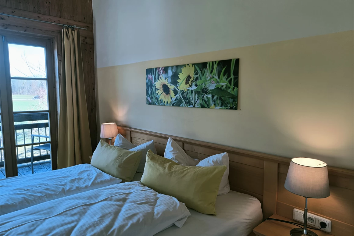 Frühstückspension: Doppelzimmer mit Balkon - Niederauer Hof