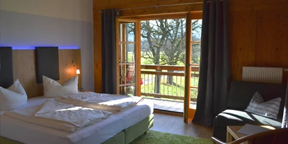 Pensionen - Region Chiemsee - Ferienwohnung Schlafzimmer - Niederauer Hof