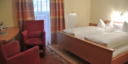 Pensionen - Parkplatz: kostenlos bei der Pension - Seefeld in Tirol - Doppelzimmer "Stollhofer" - Gasthof zum Stollhofer