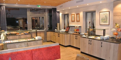 Pensionen - Parkplatz: kostenlos bei der Pension - Seefeld in Tirol - Frühstücksbuffet - Gasthof zum Stollhofer