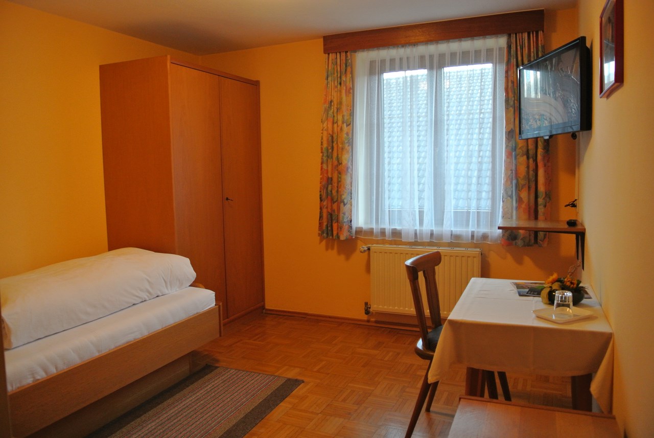 Gasthof zum Stollhofer Zimmerkategorien Einzelzimmer