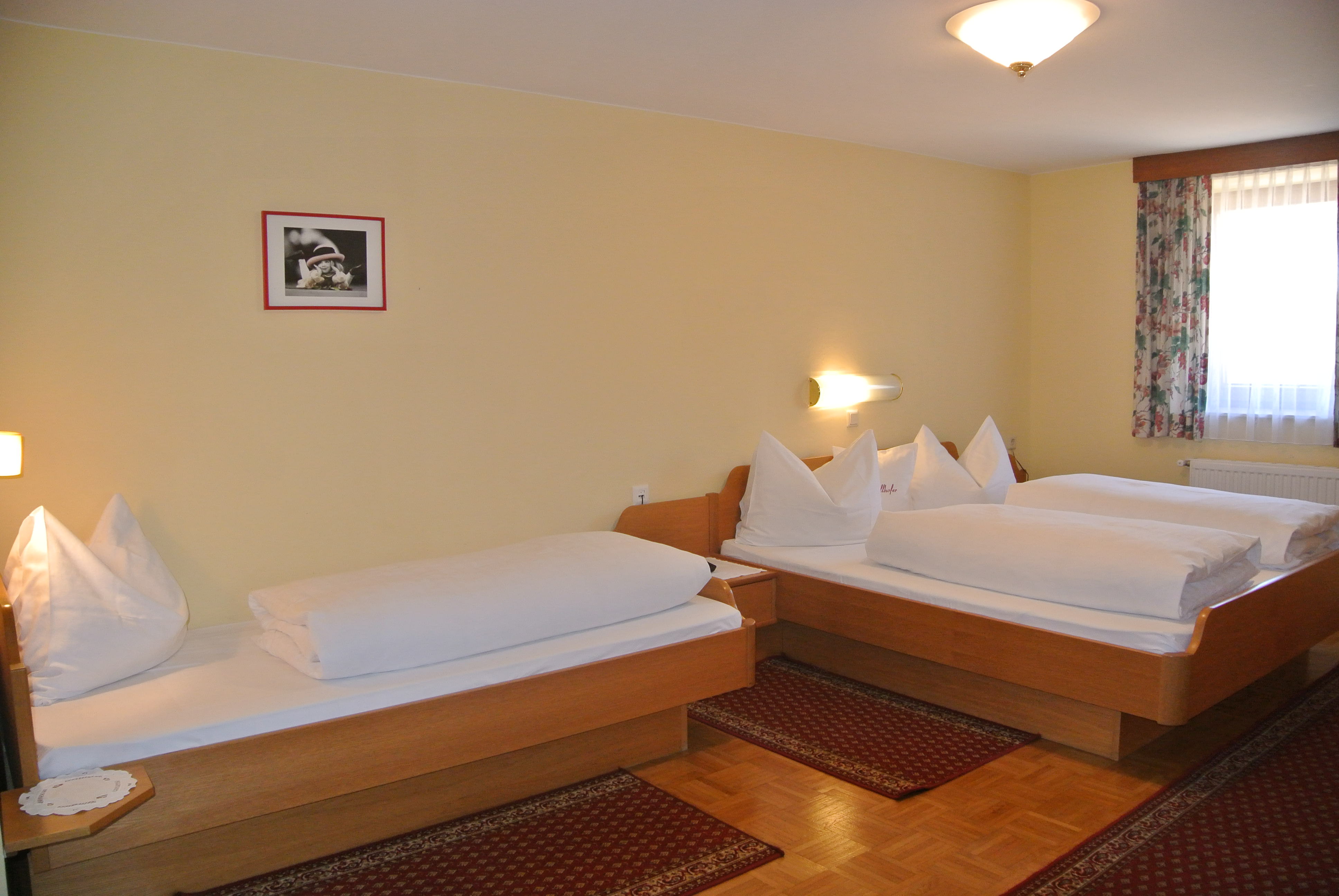 Gasthof zum Stollhofer Zimmerkategorien Dreibettzimmer