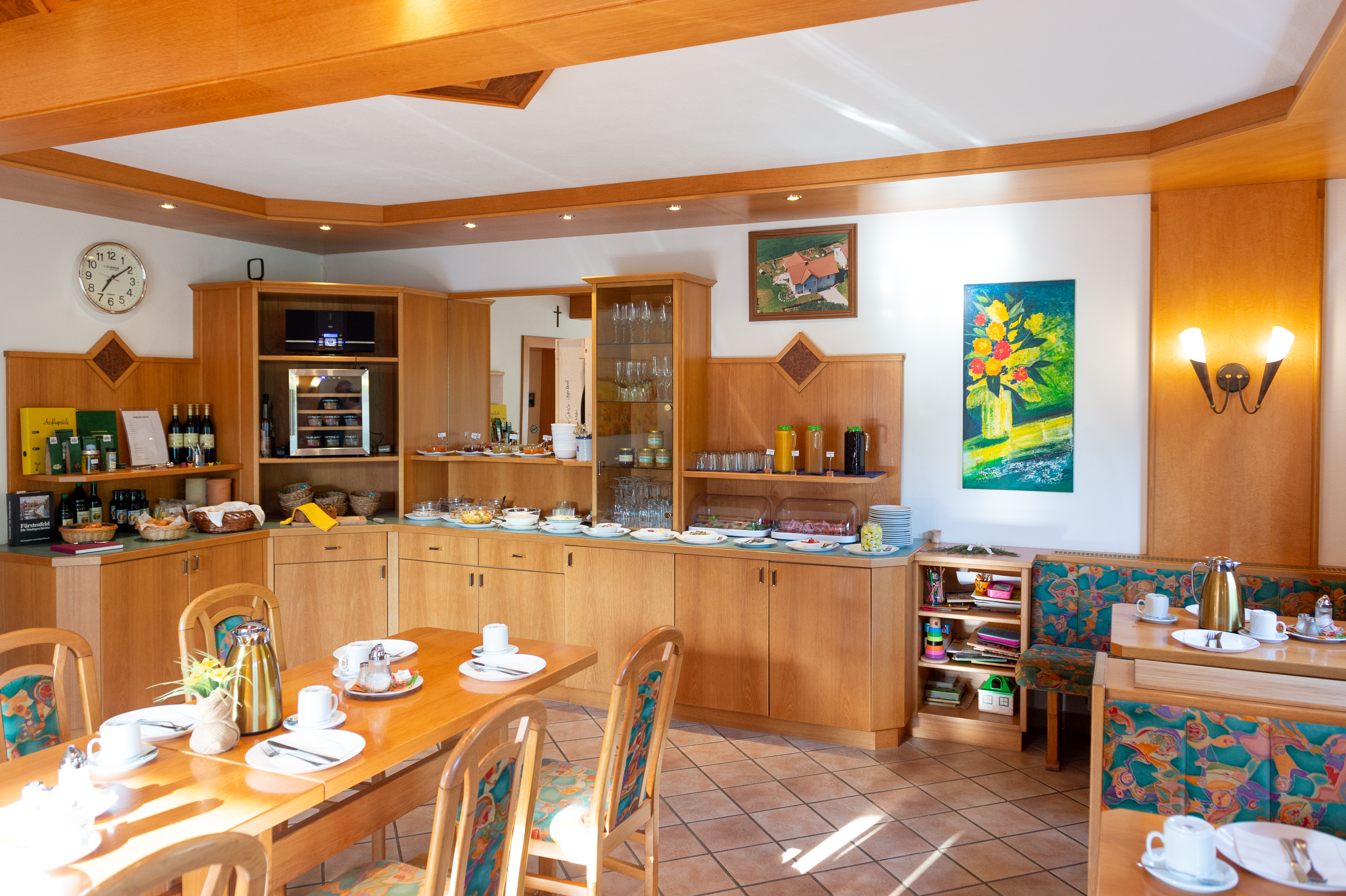 Frühstückspension: Frühstücks- und Gemeinschaftsraum - Gästehaus Nora 