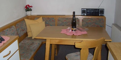 Pensionen - Serfaus - Küche der Ferienwohnung PITZTAL - Haus Brigitte