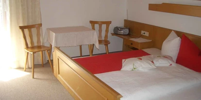 Pensionen - Serfaus - Dreibettzimmer KAUNERGRAT - Haus Brigitte