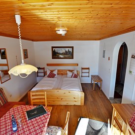 Frühstückspension: das kleine aber feine Appartement "Edelweiß" für 2 Personen (26m²) - Landhaus Wildschütz - Ferienwohnungen mit Königscard