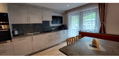 Pensionen - Serfaus - Küche Appartement2 - Apart-Frühstückspension Stark