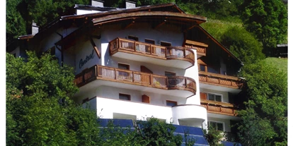 Pensionen - Serfaus - TOP-Lage am Sonnenhang - 200m vom Ortszentrum entfernt - Chalet Central