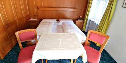 Pensionen - St. Kassian - Dreibettzimmer mit Balkon - Garni Gabrieli