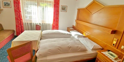 Pensionen - St. Kassian - Familienzimmer mit Balkon - Garni Gabrieli