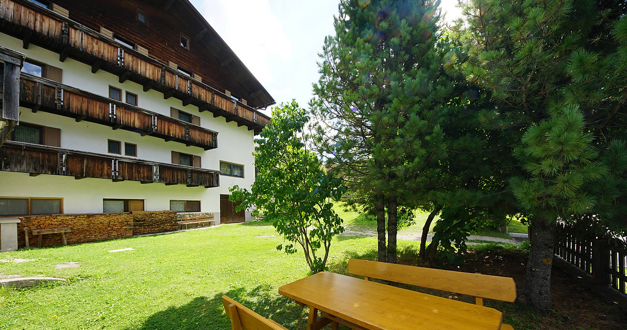 Frühstückspension: Unser Garten - Garni Laura