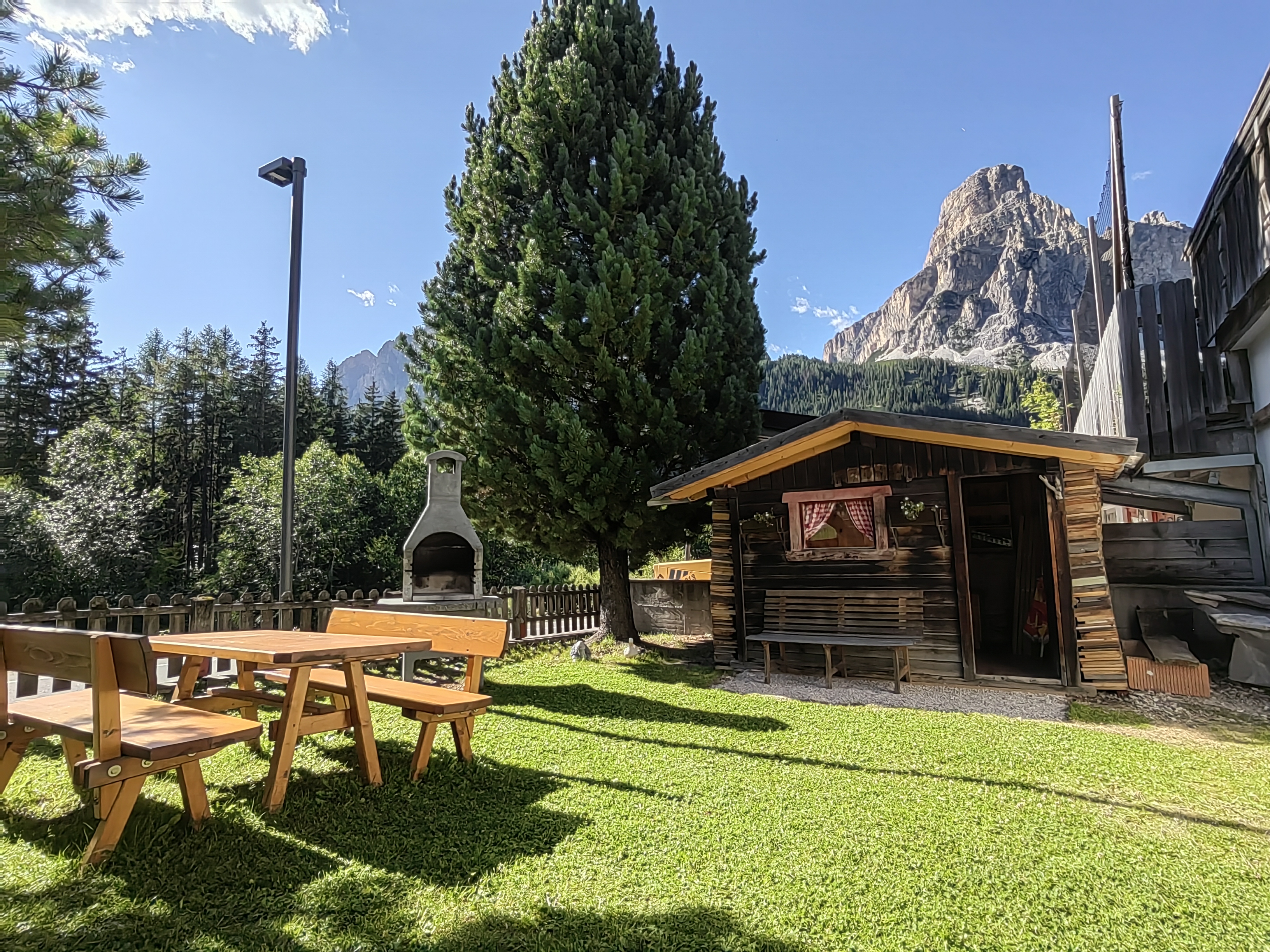 Frühstückspension: Unser Garten - Garni Laura