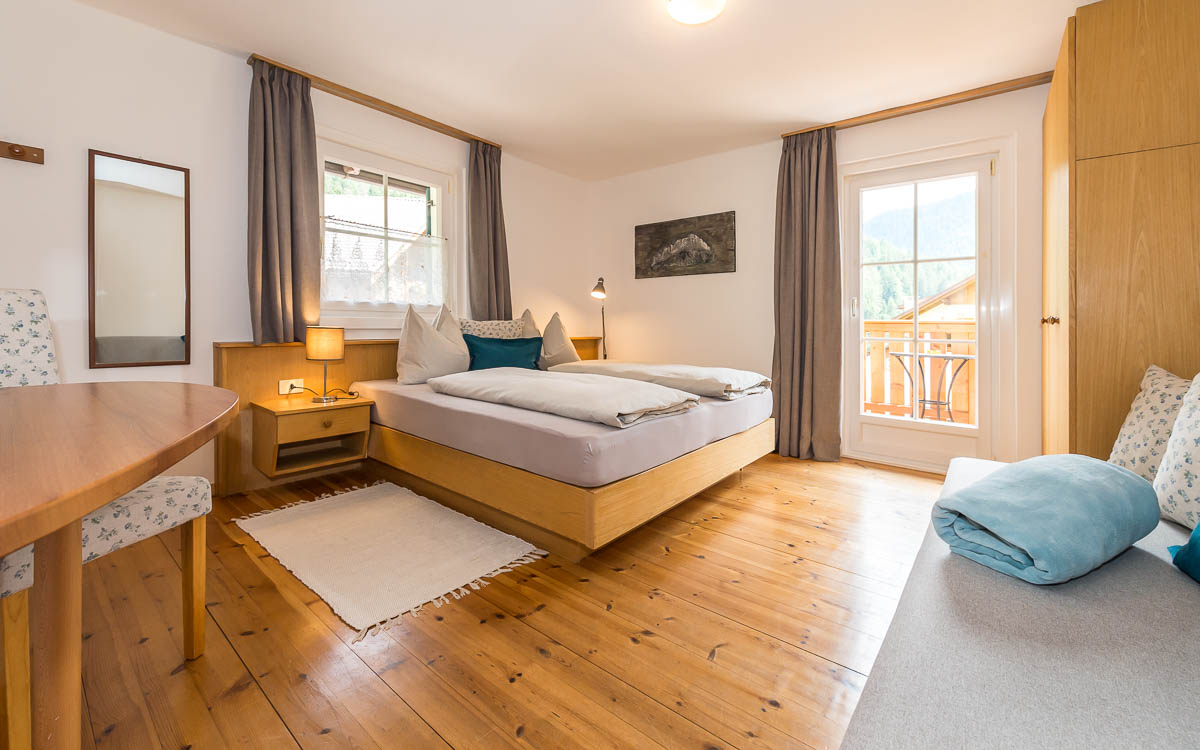 Haus Claudia Zimmerkategorien Doppel/Mehrbettzimmer ROSADIRA