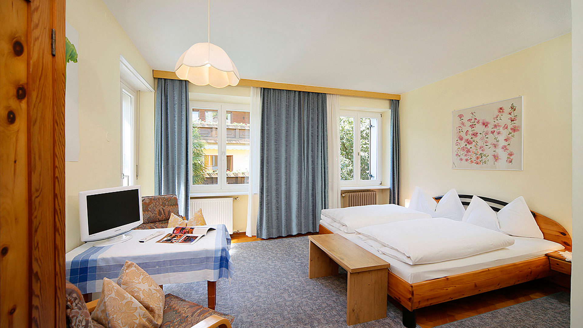 Pensionen - Balkon - Meran - Haus Rieder