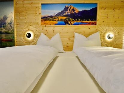 Pensionen - Restaurant - Doppelzimmer mit Kirchblick - Pension Sonnenhof