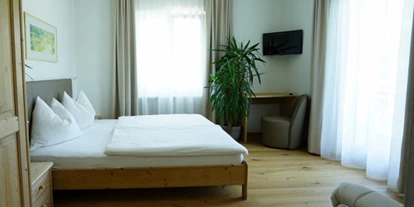 Pensionen - Neumarkt - Zimmer - Burgunderhof