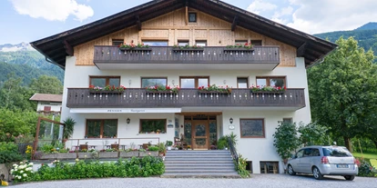 Pensionen - Naturns - Pension Baumgarten mit groen Parkplatz - Pension Baumgarten