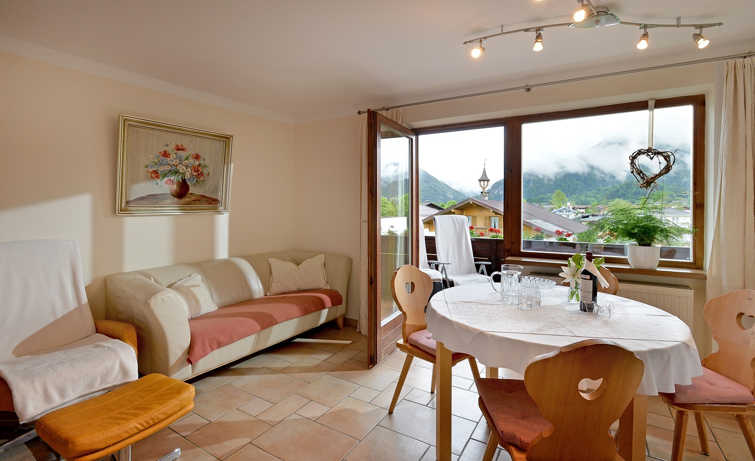 Pension Aigner Zimmerkategorien Ferienwohnung