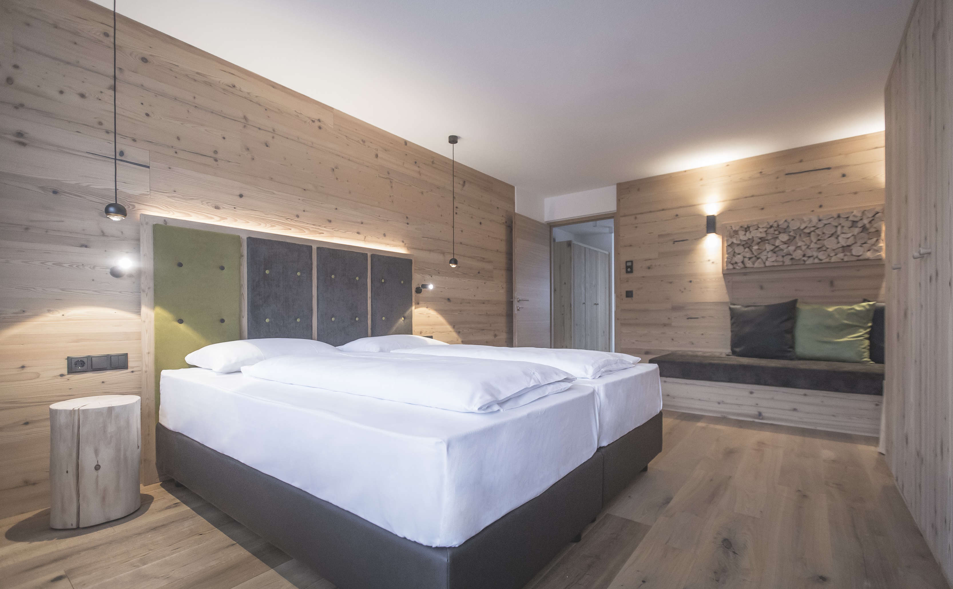 Pensionen - Balkon - Italien - Schlafzimmer - Ahrner Wirt Apartments