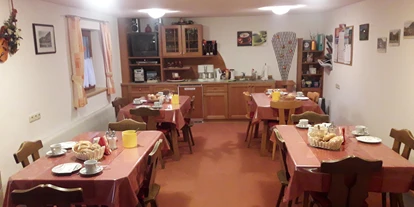 Pensionen - WLAN - Ötztal - großer Aufenthaltsraum - Gästehaus Helga