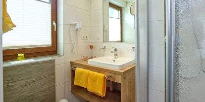 Pensionen - WLAN - Ötztal - Badezimmer - Gästehaus Helga