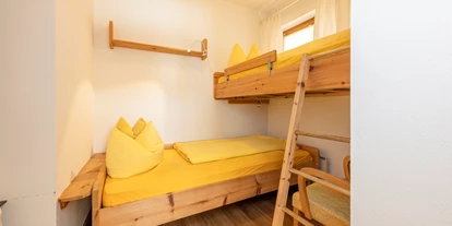 Pensionen - Parkplatz: kostenlos bei der Pension - Seefeld in Tirol - FW SCHEIBE (Stockbettzimmer) - Pension Gulla