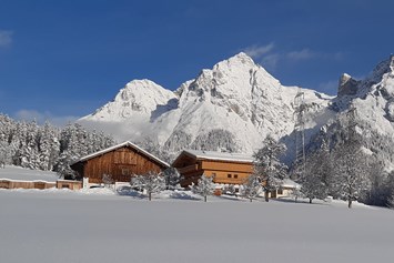 Frühstückspension: Unser Hof im Winter - Schönberghof