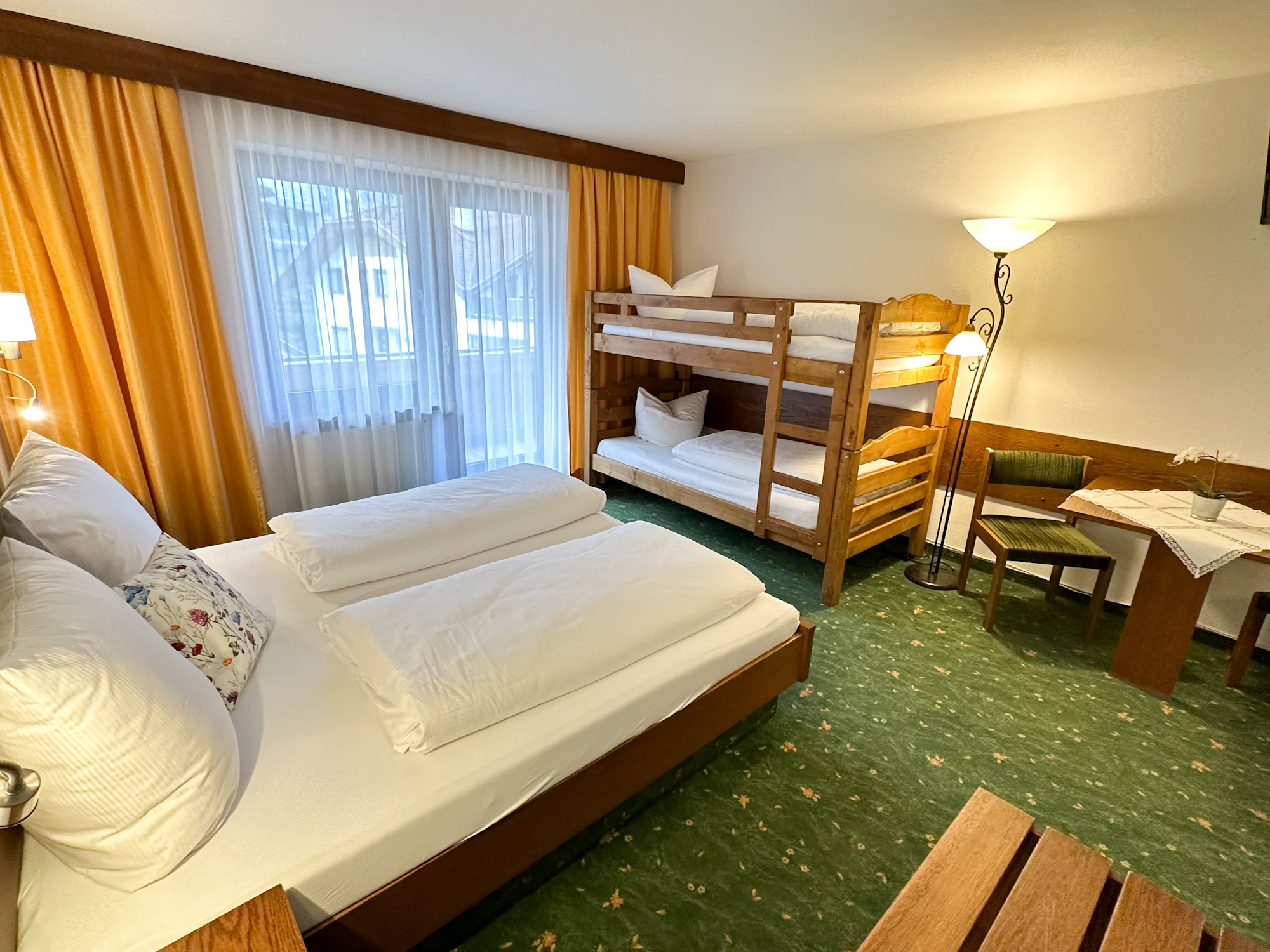 Frühstückspension: Sportpension Christina  - Familienzimmer - Sportpension Christina