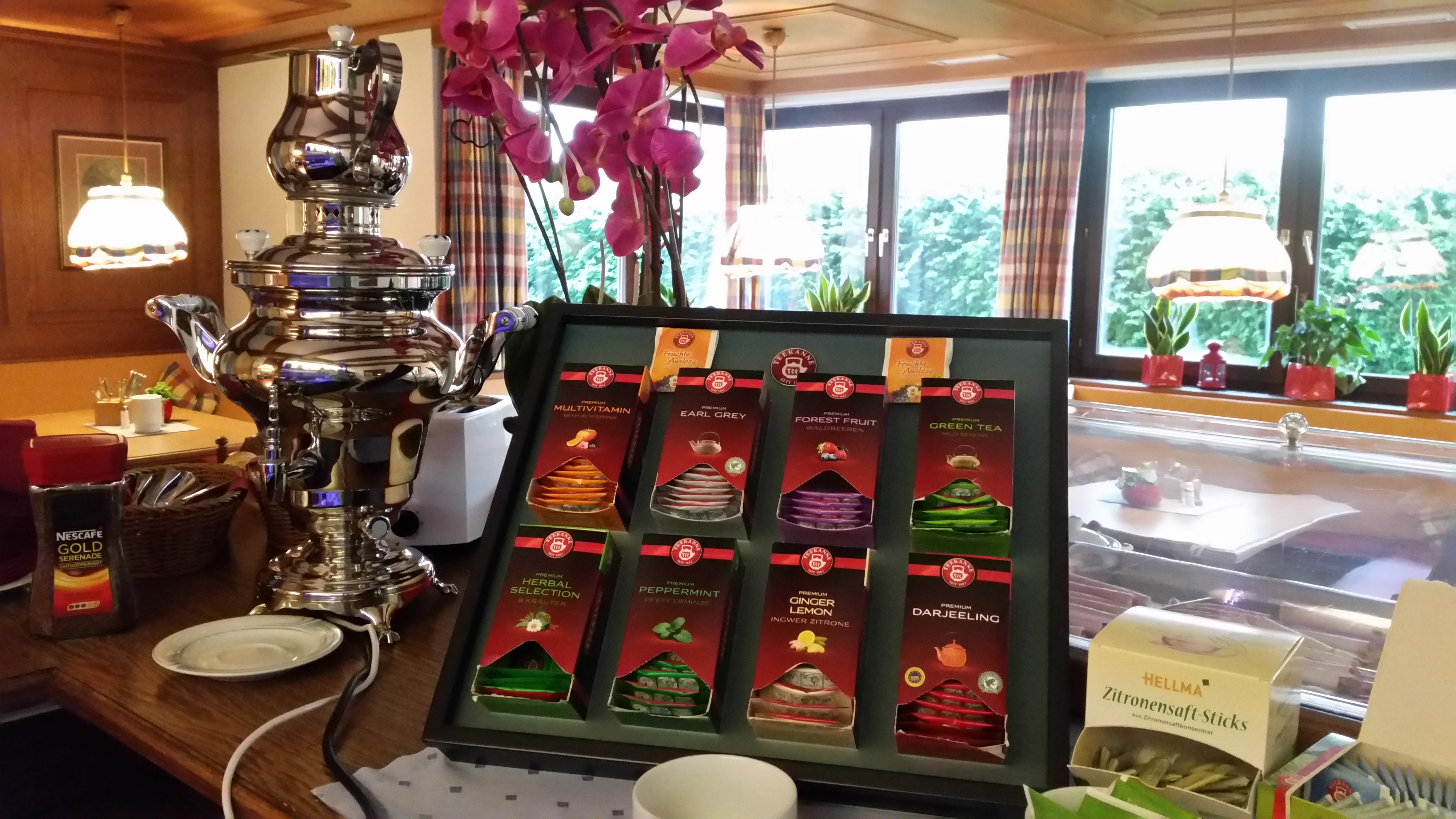 Frühstückspension: Sportpesnion Christina  - große Teeauswahl - Sportpension Christina