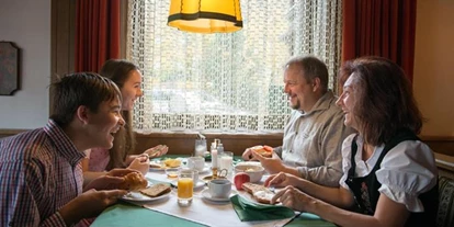 Pensionen - Parkplatz: kostenlos bei der Pension - Leogang - Johannahof Appartements