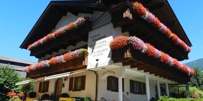Pensionen - Parkplatz: kostenlos bei der Pension - Alpbach - Hotel & Apart Central