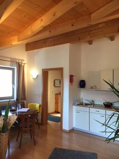 Frühstückspension: Appartementhaus Embacher