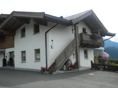 Frühstückspension: Appartementhaus Embacher