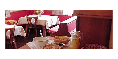 Pensionen - Frühstück: Frühstücksbuffet - Osttirol - Unser gemütlicher Frühstücksraum - Frühstückspension Egger