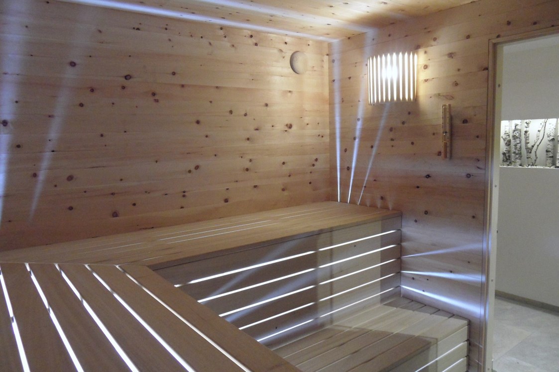 Frühstückspension: "Almrausch" verfügt über eine eigene private Sauna in der Wohnung - Schwarzmann's Ferienwohnungen