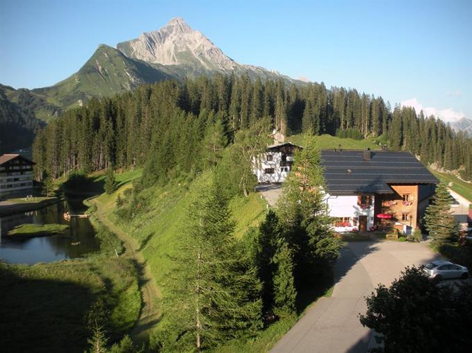 Haus Hubertus Fruhstuckspension In Vorarlberg