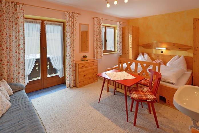 Frühstückspension: Gästehaus Pöll