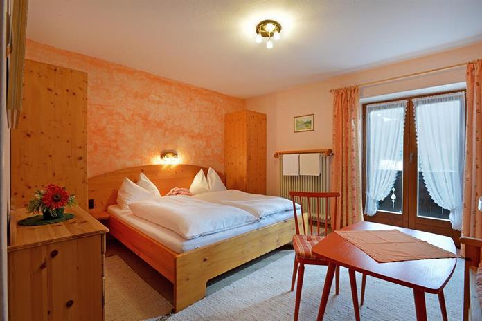 Frühstückspension: Gästehaus Pöll