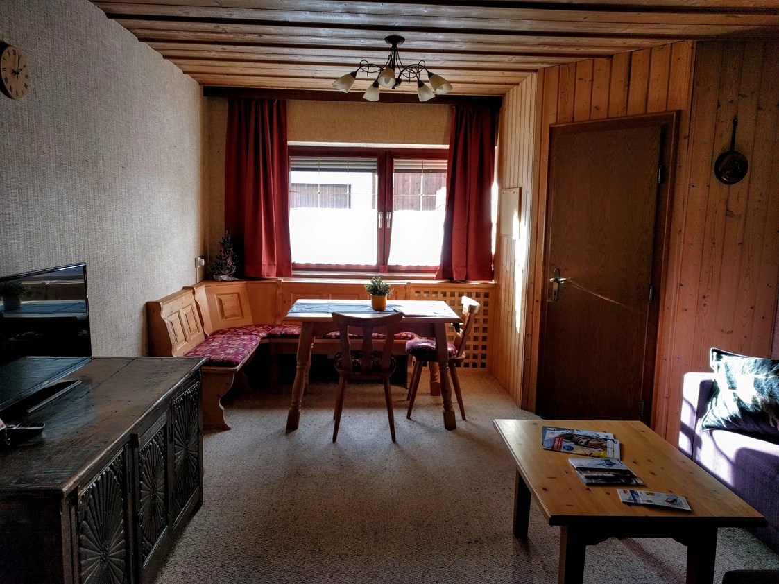 Frühstückspension: Wohnraum Apartment 1 - Gästehaus Branders
