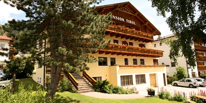 Pensionen - Serfaus - Außenansicht Sommer - Pension Tirol