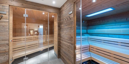 Pensionen - Parkplatz: kostenlos bei der Pension - Alpbach - Sanarium | Das Sanarium erwartet Sie mit milden Temperaturen und einer angenehmen Luftfeuchtigkeit. Die Niedertemperatur-Sauna ist perfekt für Sauna-Anfänger geeignet.
Sauna | Die Saunakultur stammt ursprünglich aus Finnland. In der finnischen Sauna sorgen heiße Temperaturen dafür, dass Sie ordentlich ins Schwitzen kommen. - Landhaus Ager