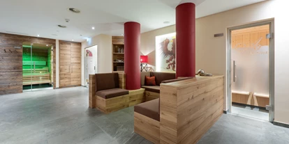 Pensionen - Parkplatz: kostenlos bei der Pension - Alpbach - Aroma-Dampfbad | Im Dampfbad nehmen Sie tatsächlich ein Bad im Wasserdampf. Der mit natürlichen Aromen versetzte Dampf umschmeichelt Ihren Körper. - Landhaus Ager