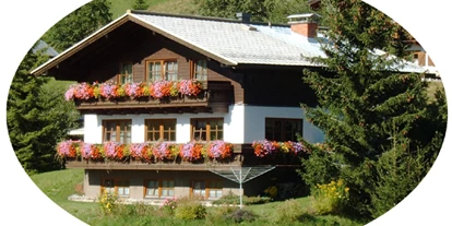 Pensionen - Parkplatz: kostenlos bei der Pension - Leogang - Haus Eva Portenkirchner